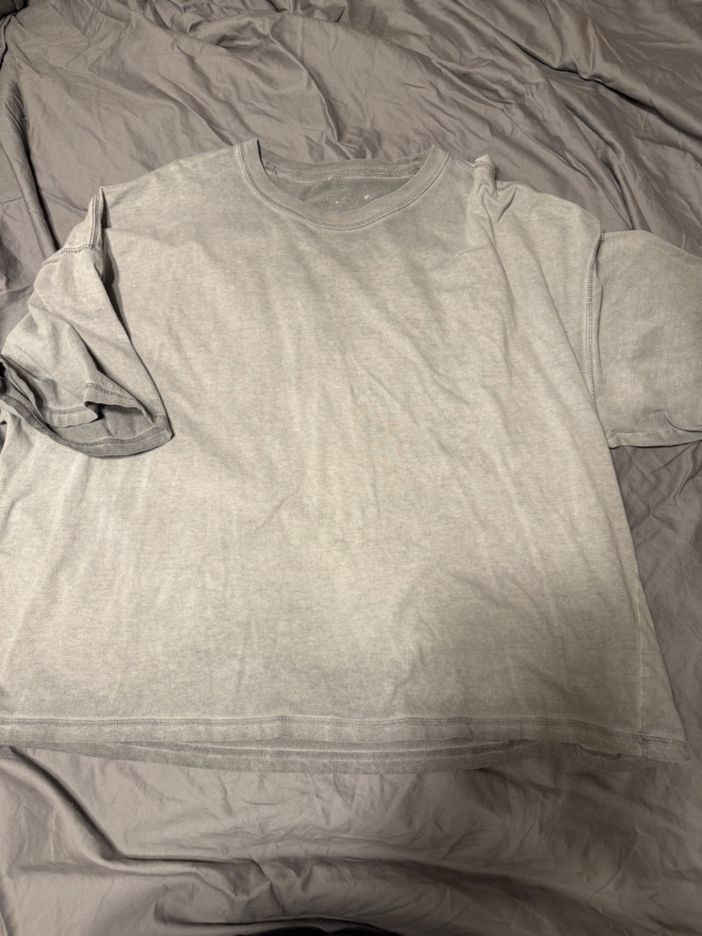 Hollister Men's Crewneck T-Shirt in Light Gray